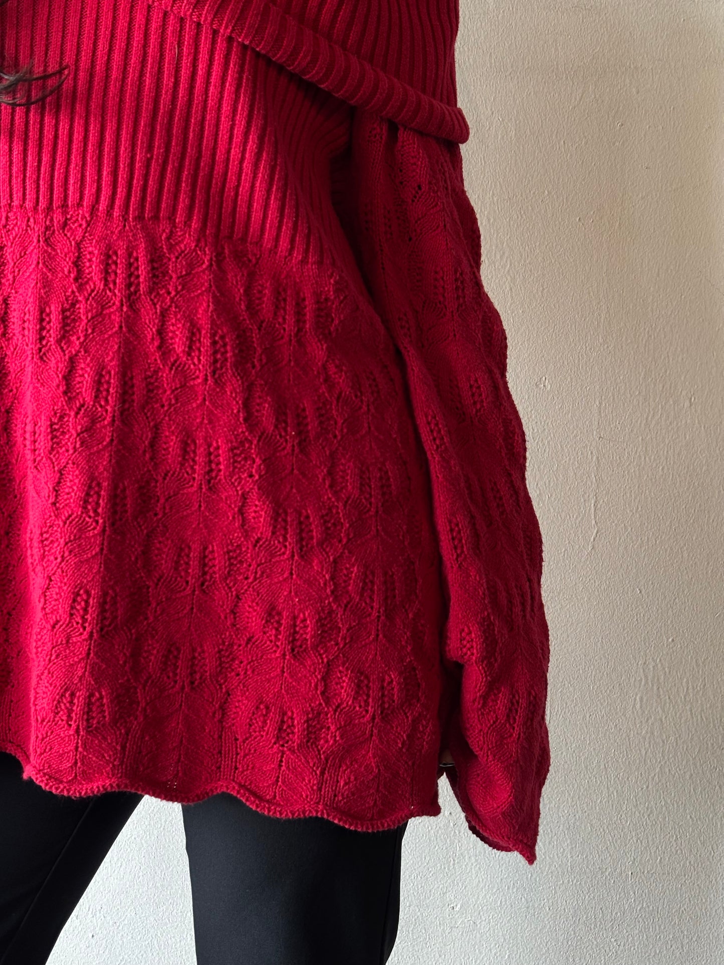 Vintage Red Knitted Top