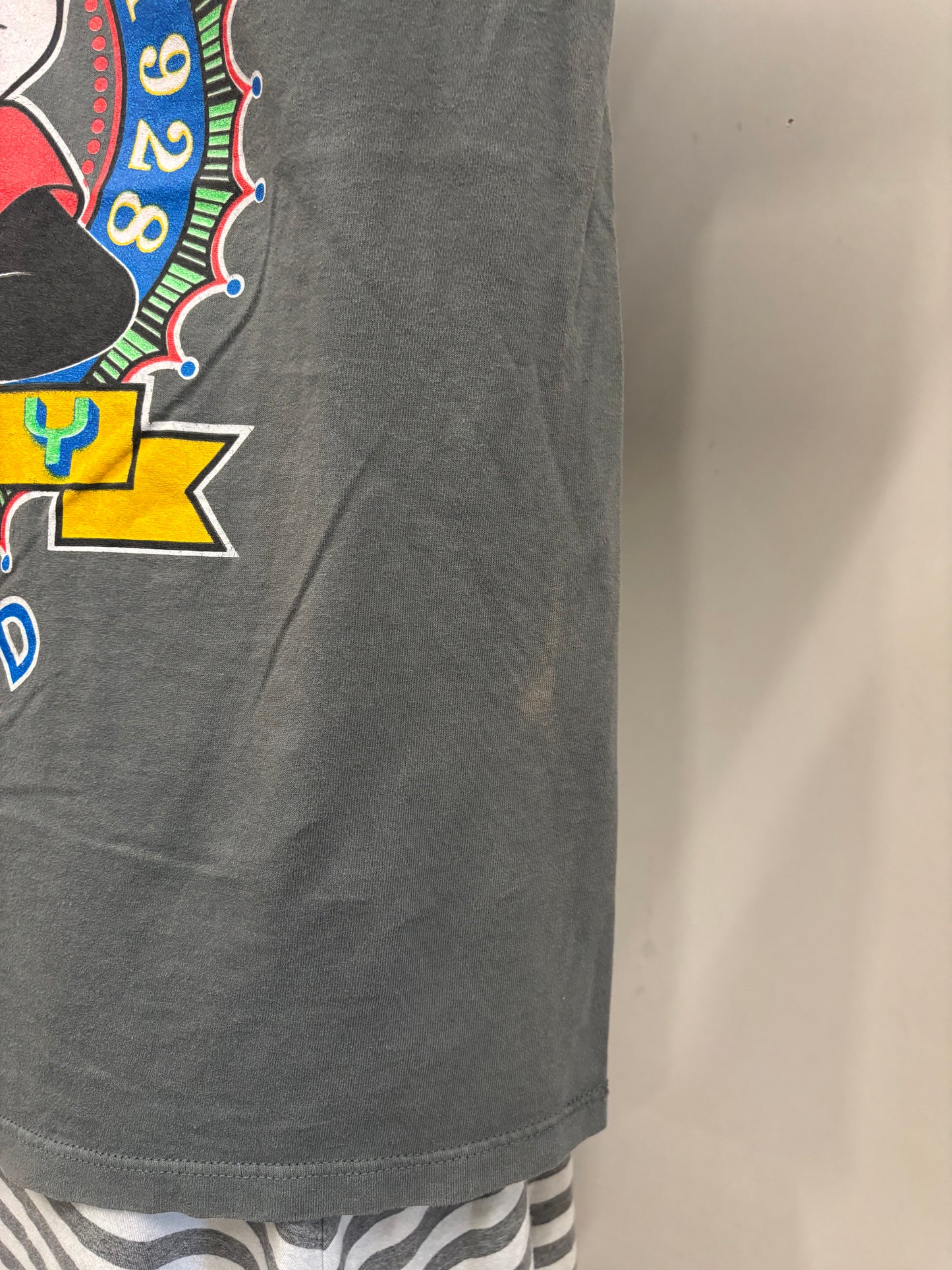 Vintage Mickey Mouse Shirt