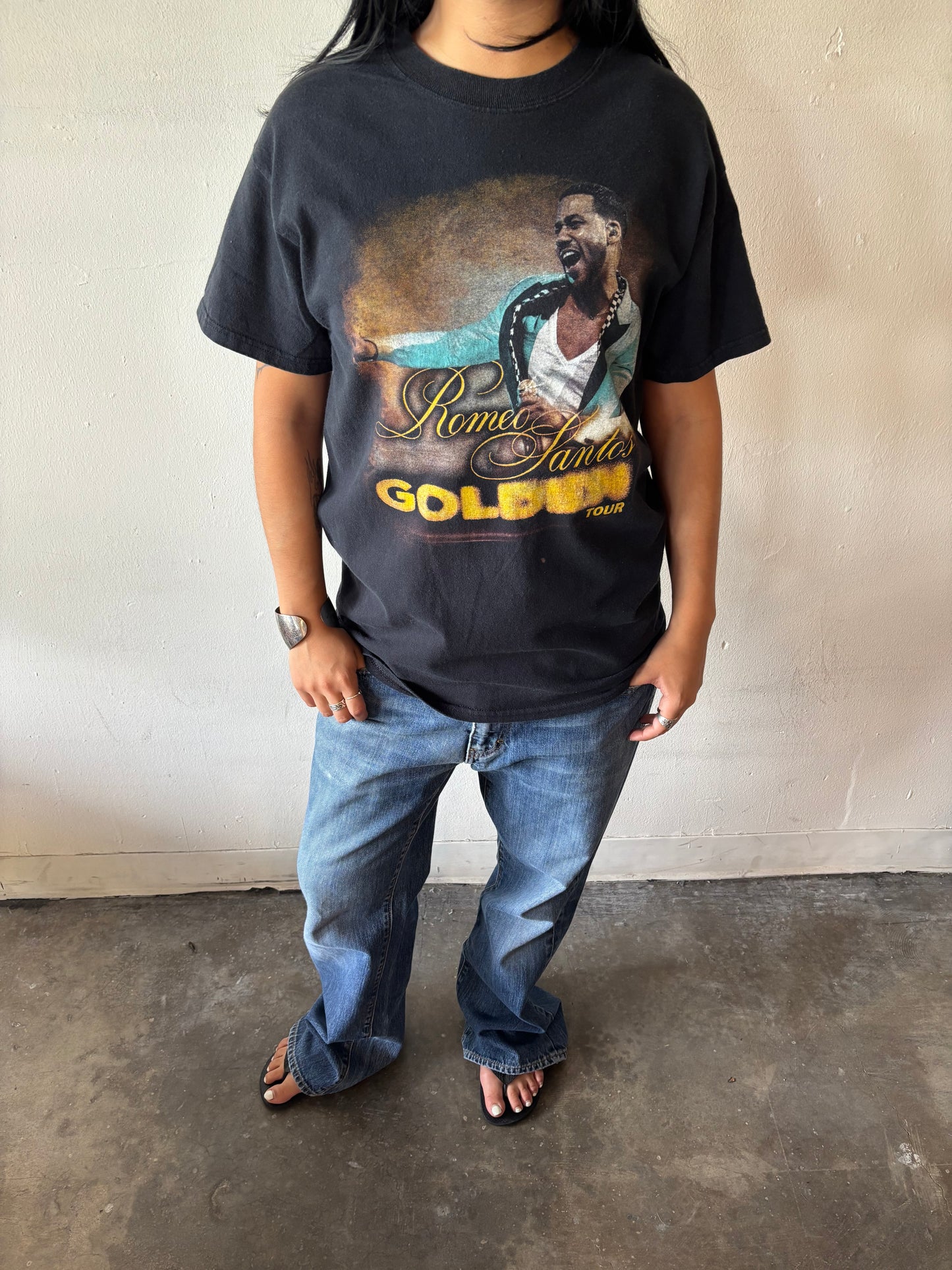 Romeo Santos Golden Tour Shirt