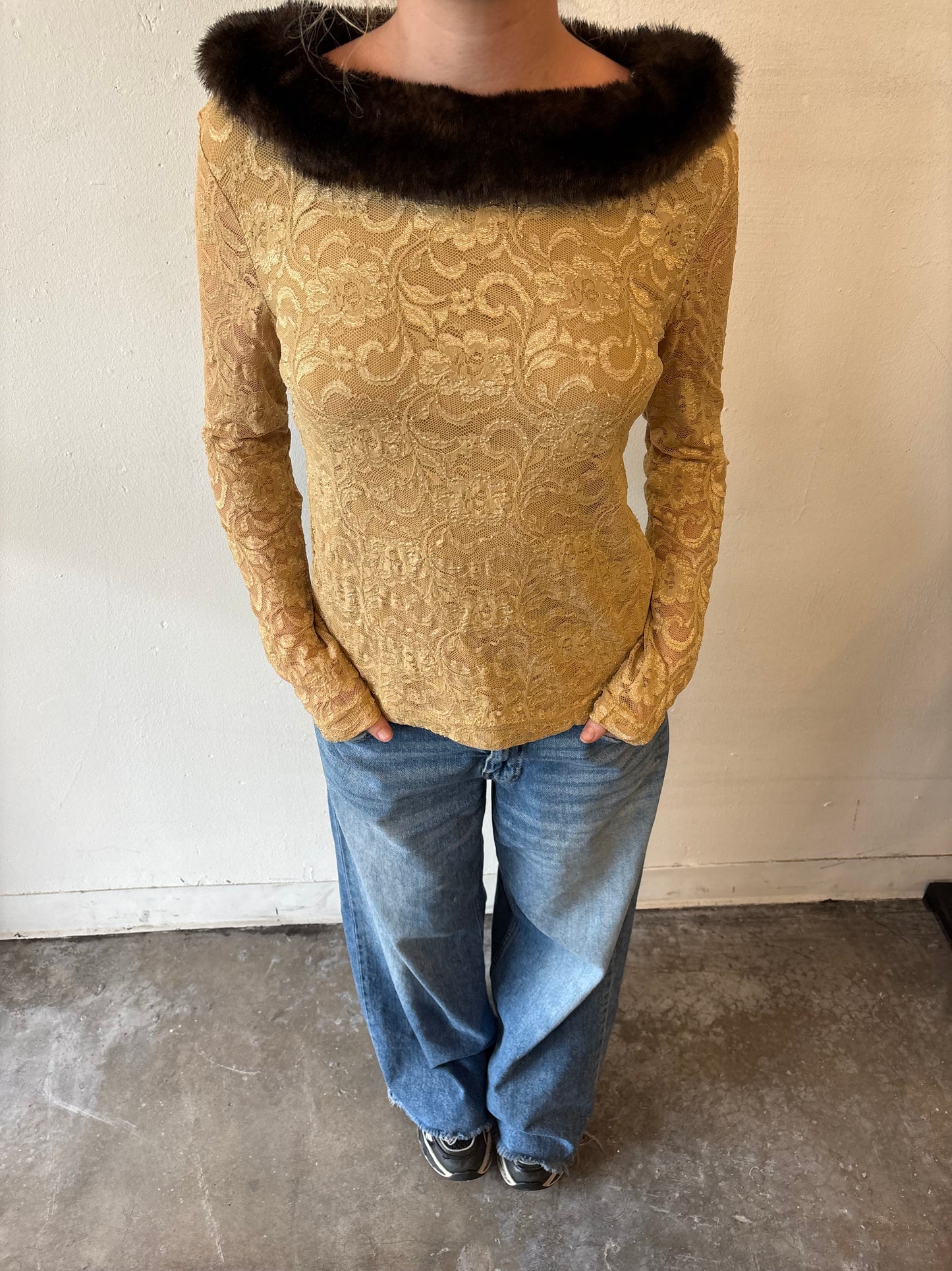 Vintage Brown Lace Fur Top