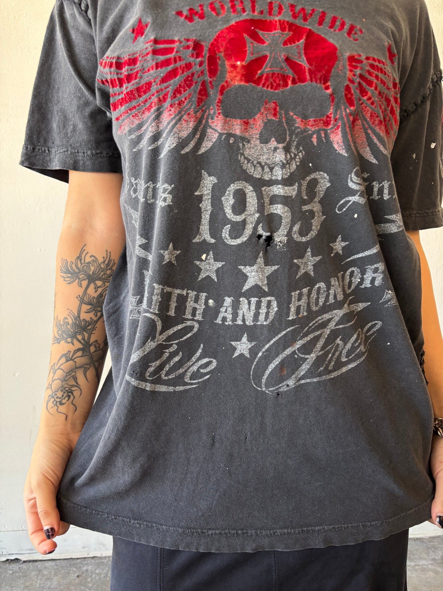 Worldwide Saints Sinner Shirt