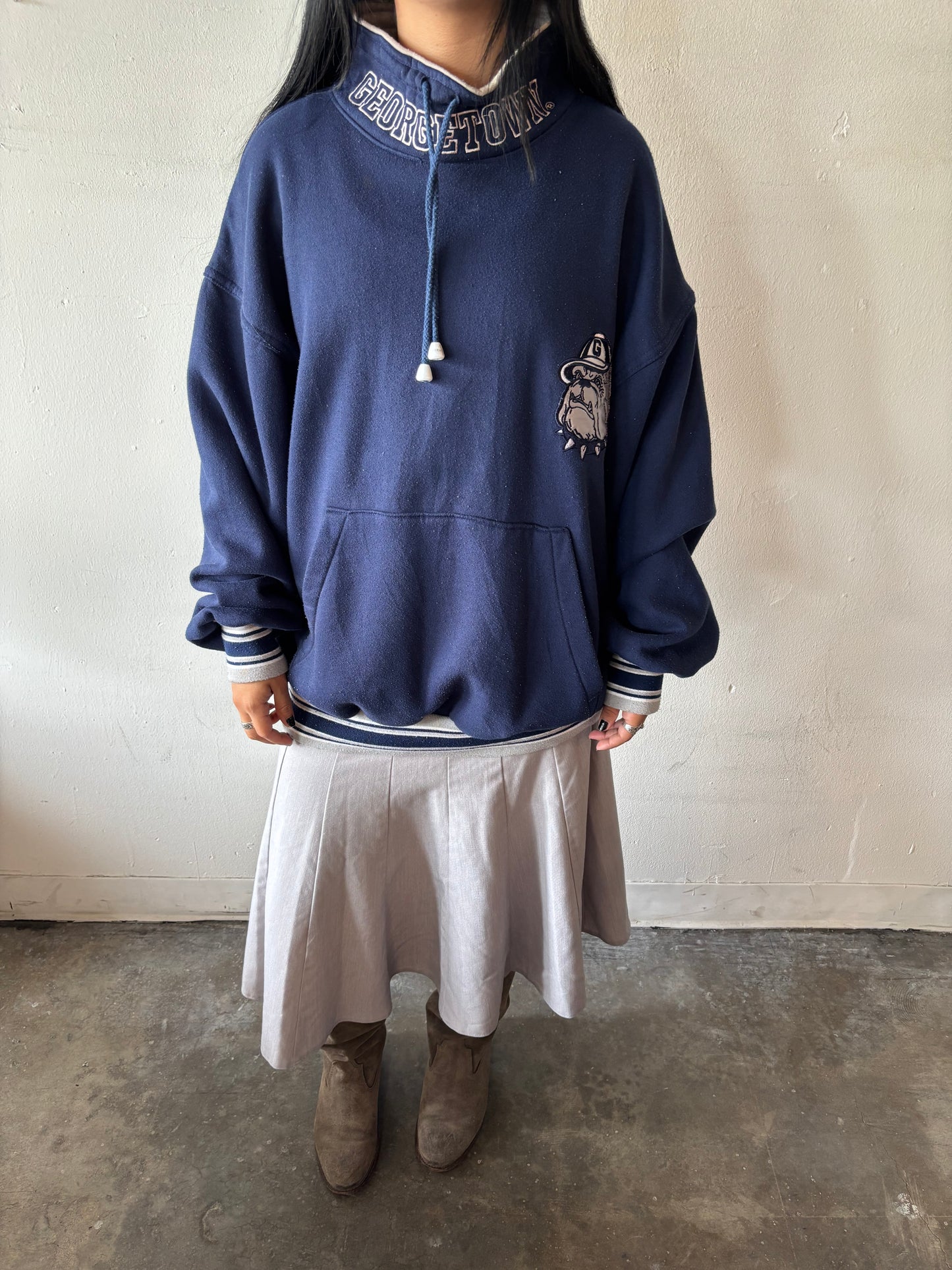 Vintage Georgetown Bulldogs Crewneck