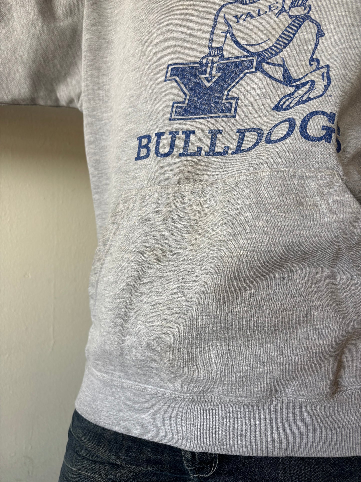 Vintage Yale Bulldogs Hoodie
