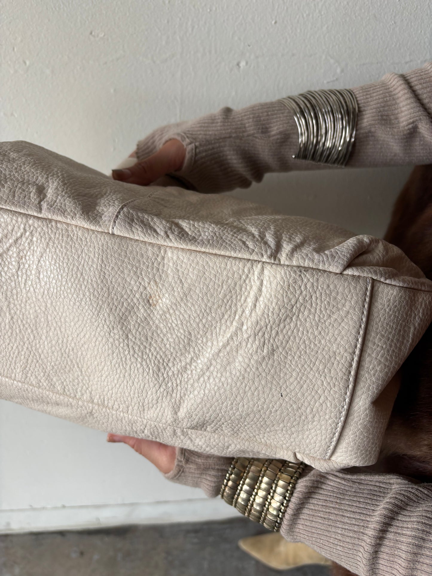 White Chinese Laundry Purse