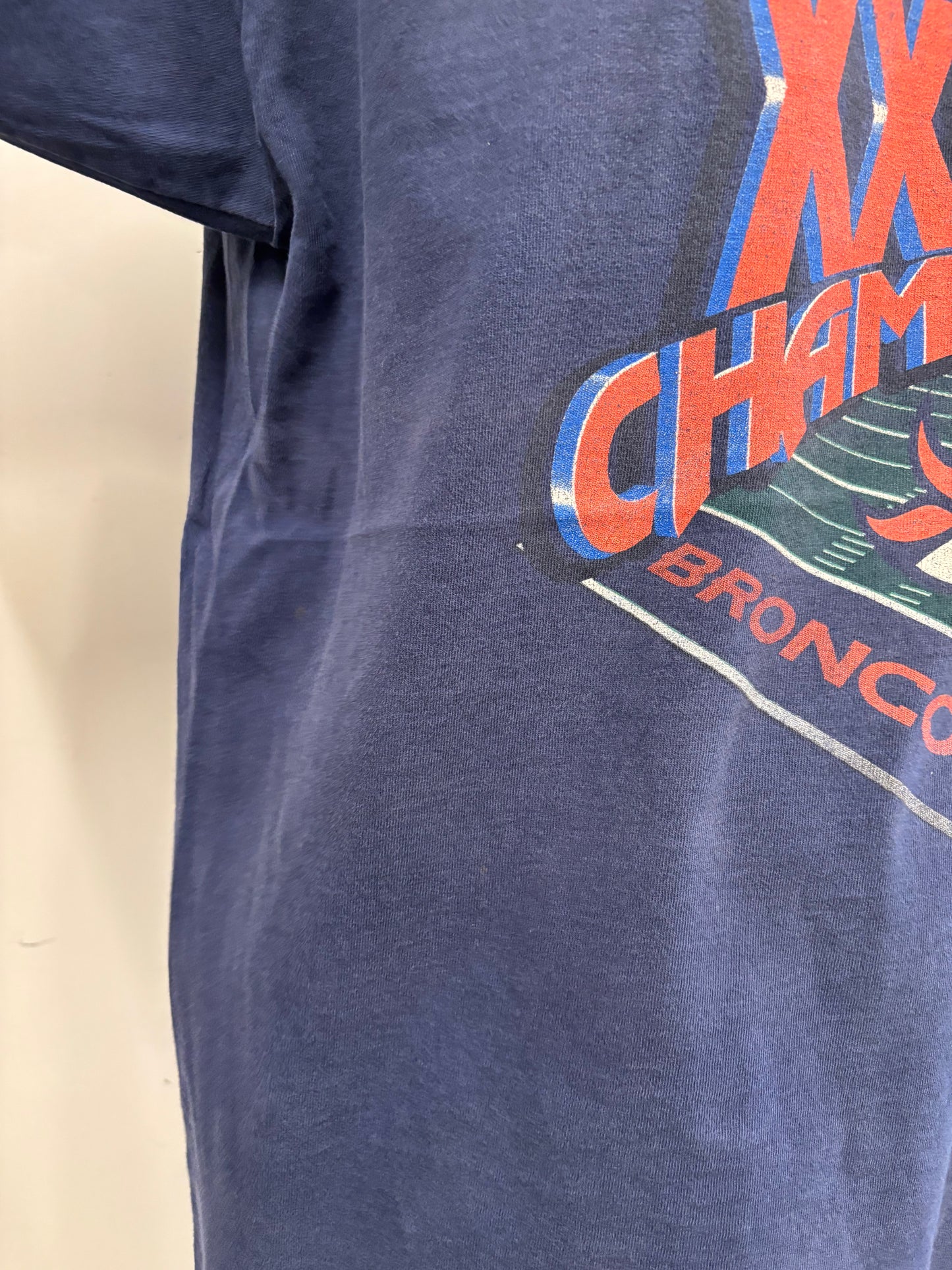 Vintage Broncos Super Bowl Shirt
