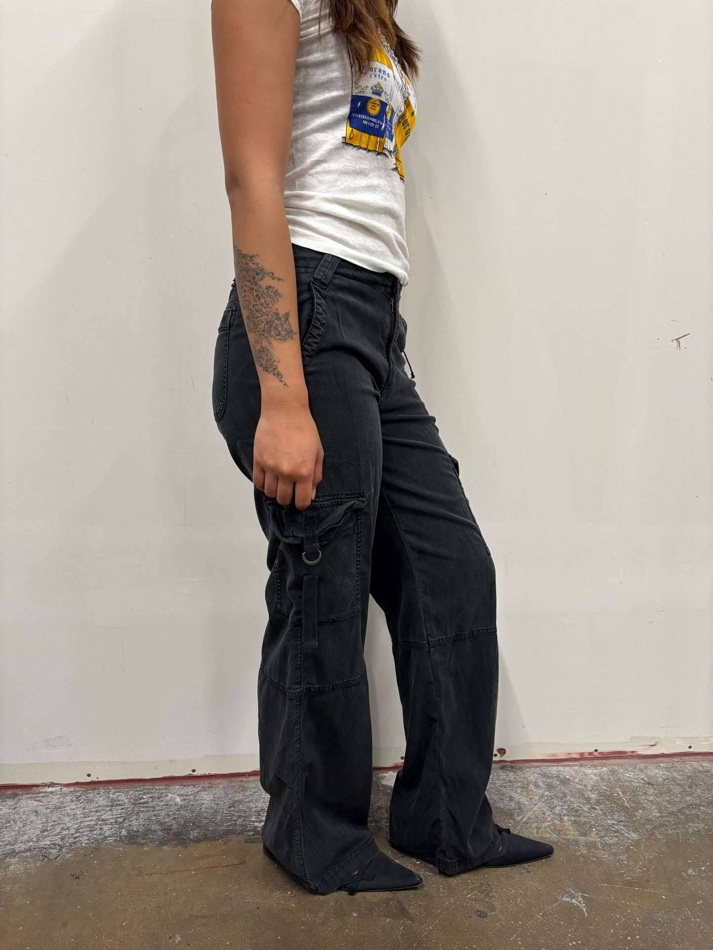 American Eagle Cargos