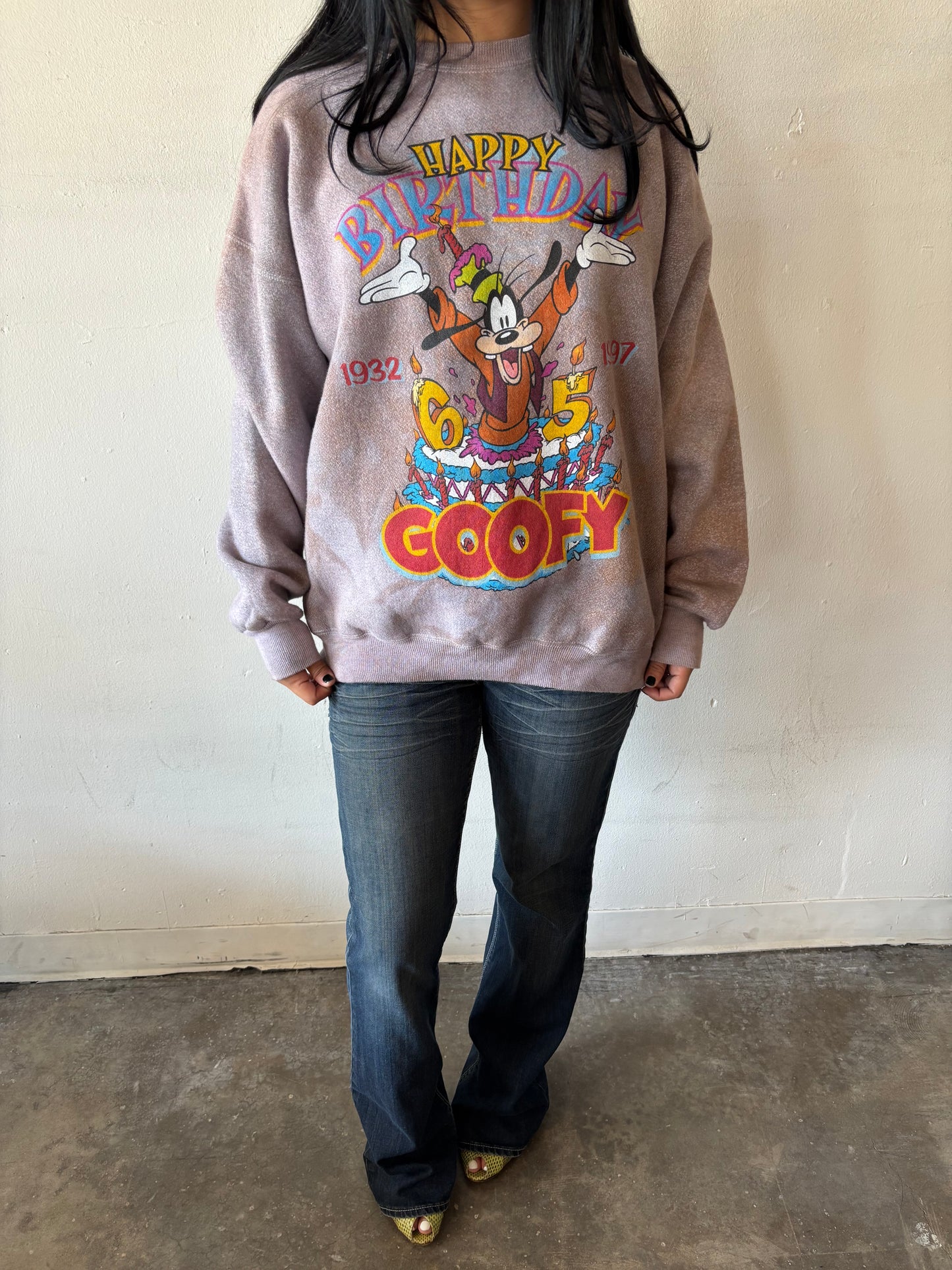 Vintage Happy Birthday Goofy Crewneck