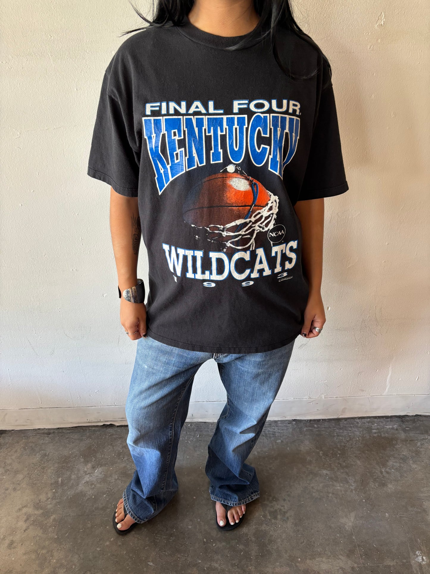 Vintage Final Four Kentucky Wildcats Shirt