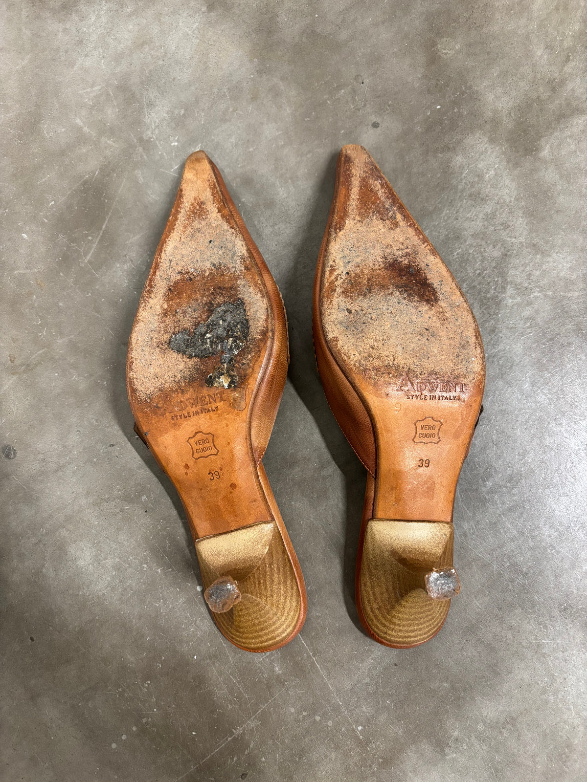 Vintage Eroe Turkey Brown Kitten Heels