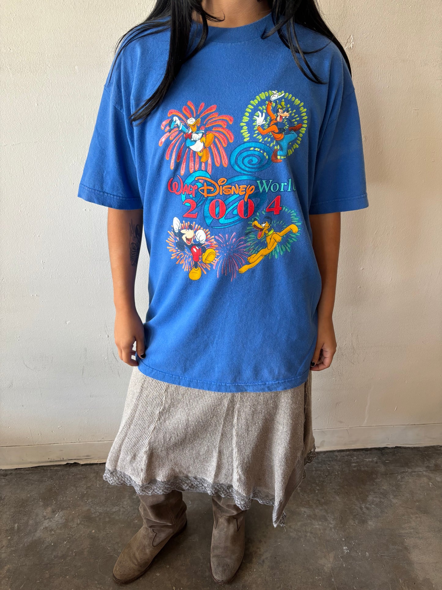 2004 Walt Disney World Shirt