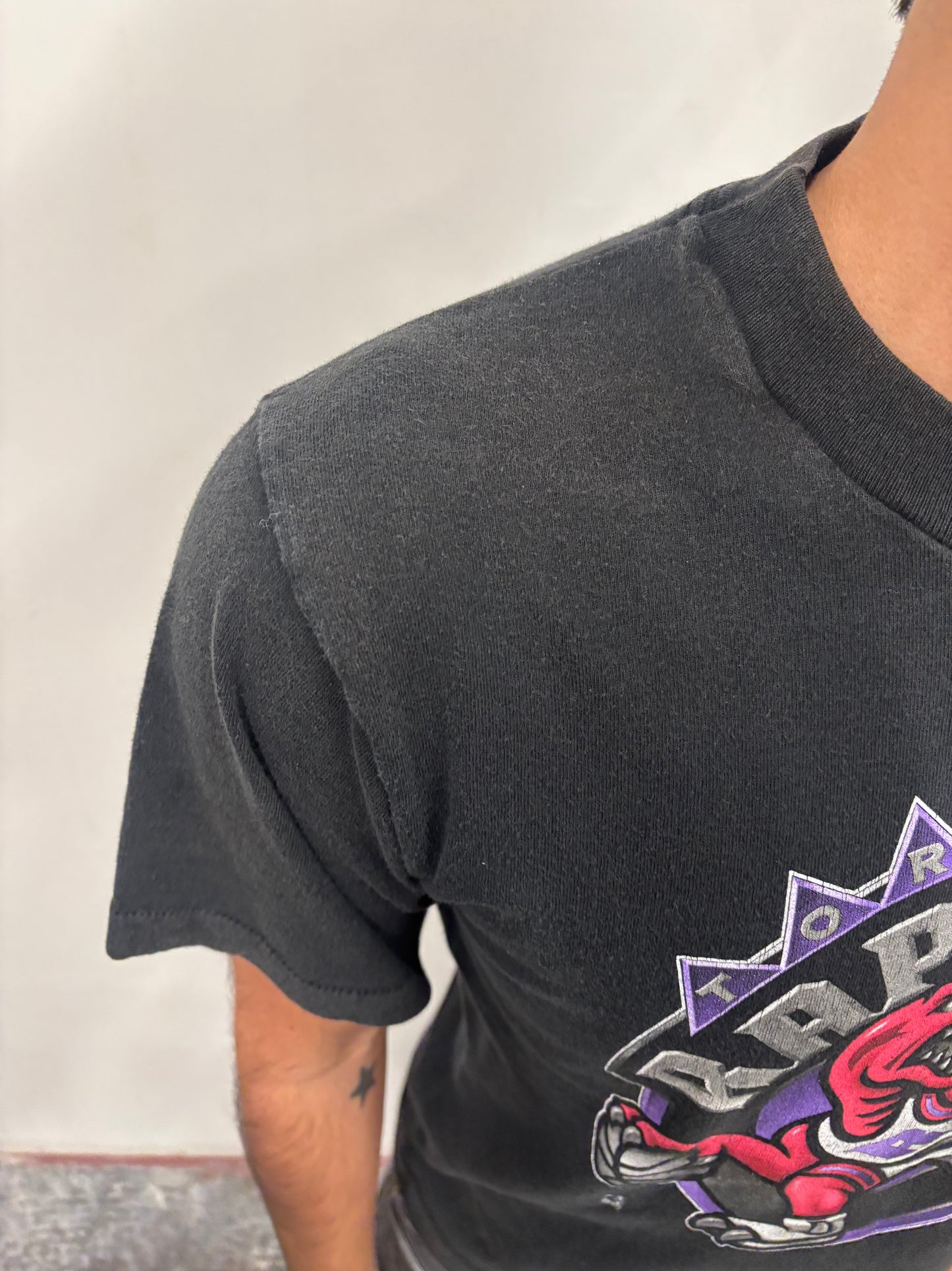 Vintage Toronto Raptors Shirt