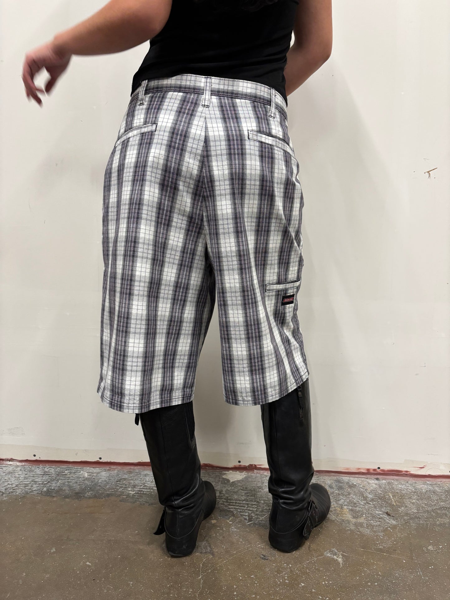 Dickies Plaid Jorts