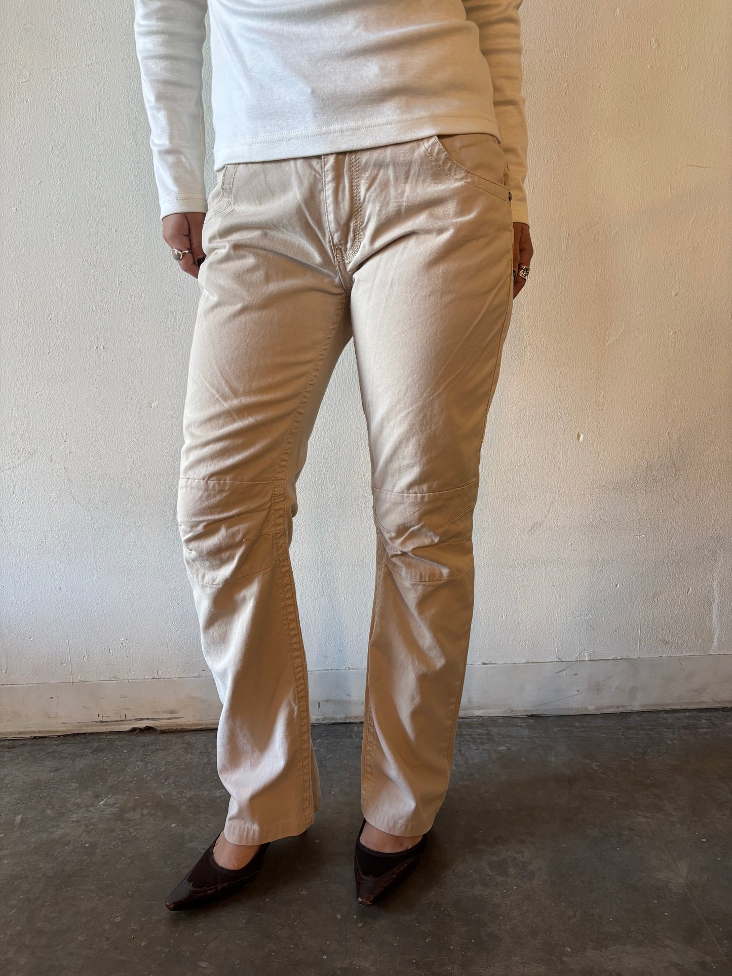 Vintage Beige Levi’s Jeans