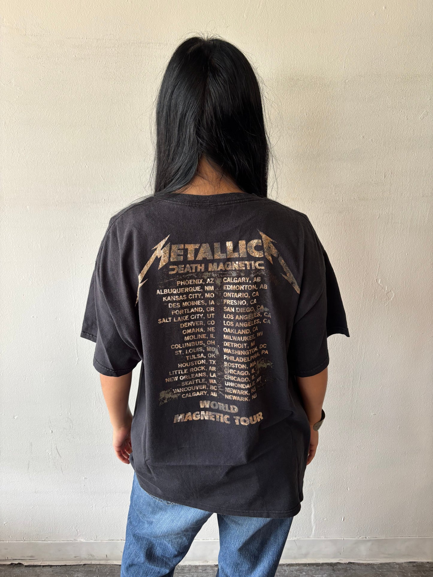 Metallica Magnetic Tour Shirt