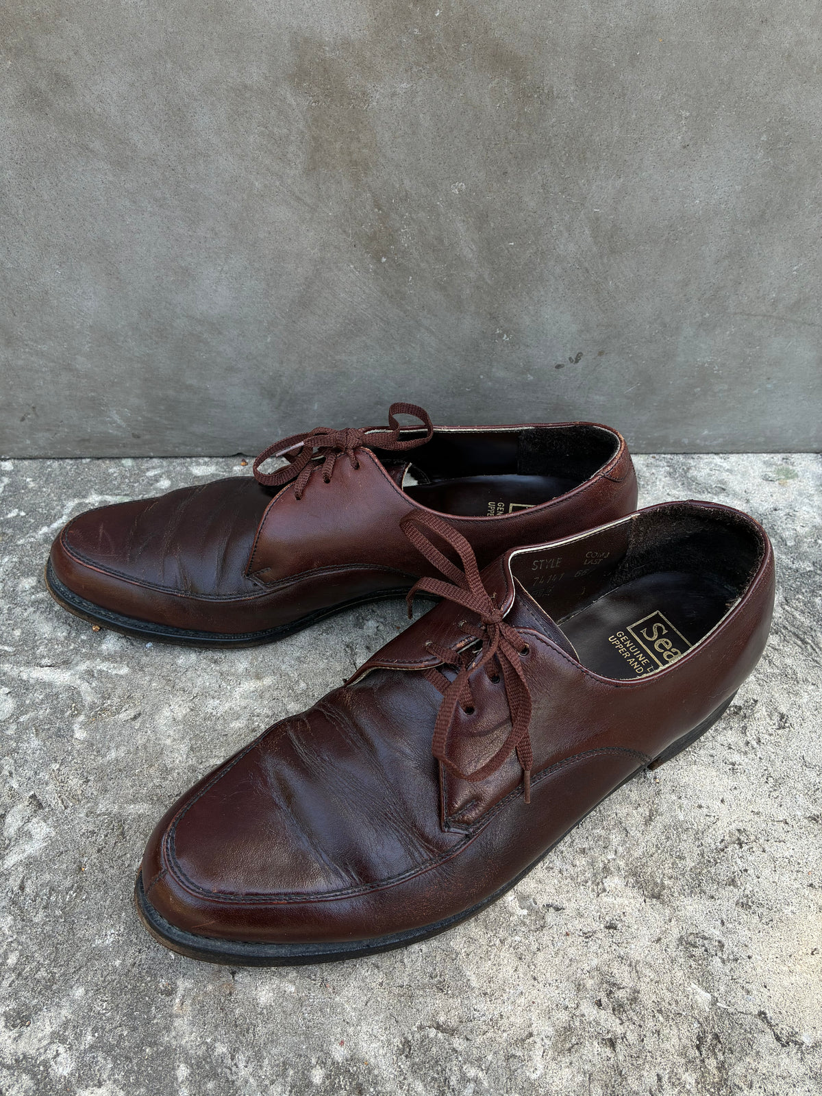 Vintage 1970s Brown Sears Leather Oxford Shoes