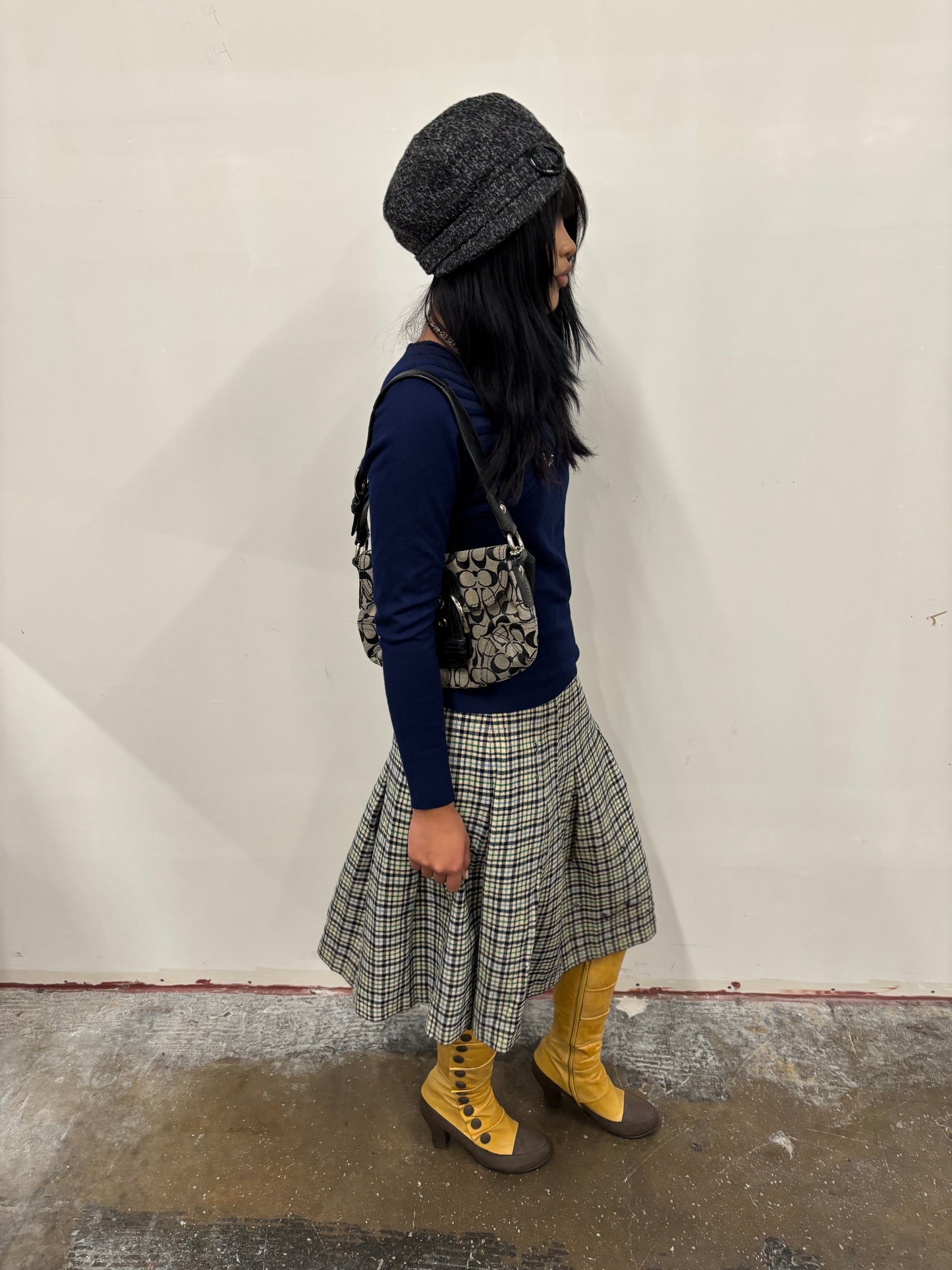 Daks Plaid Pleated Skirt