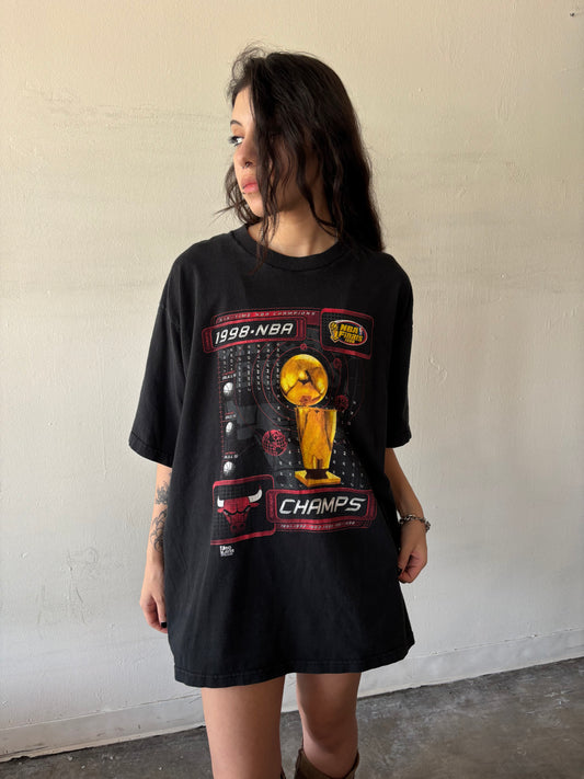 Vintage 1998 Chicago Bulls Shirt