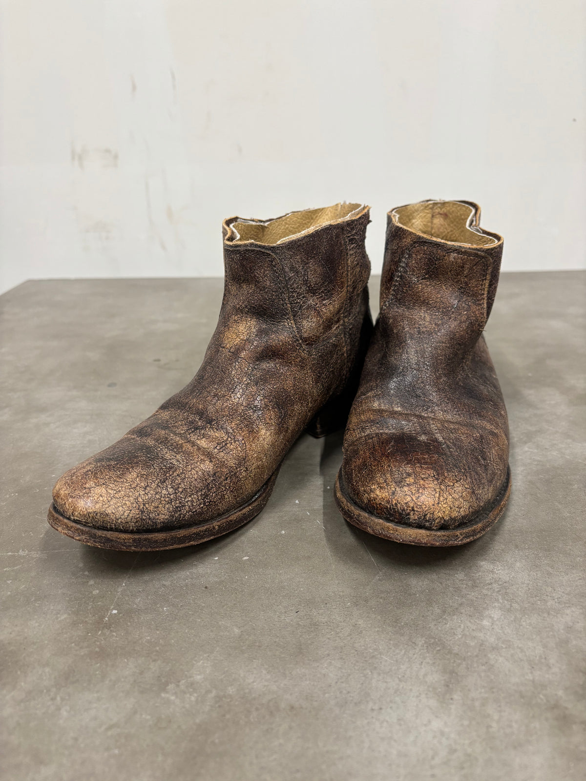 Vintage Brown Cracked Frye Boots