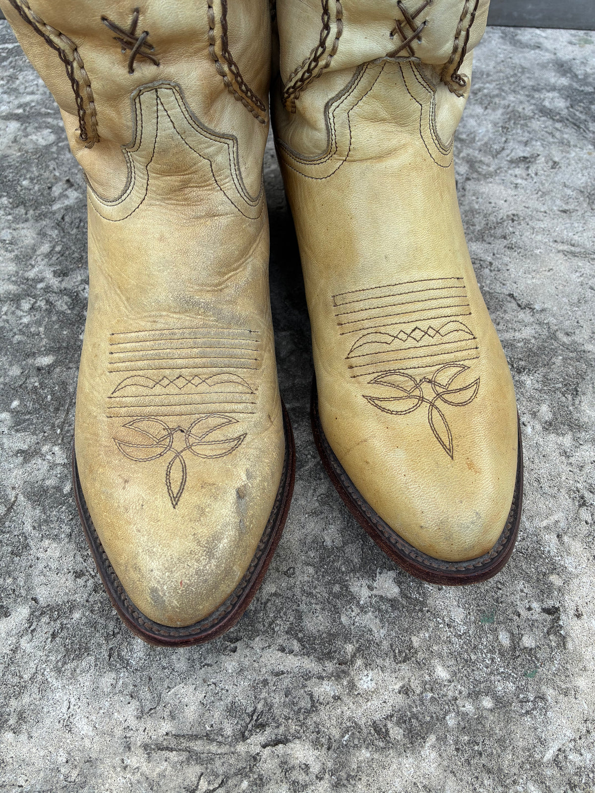 Dan Post Cream Leather With Brown Stitching Cowboy Boots