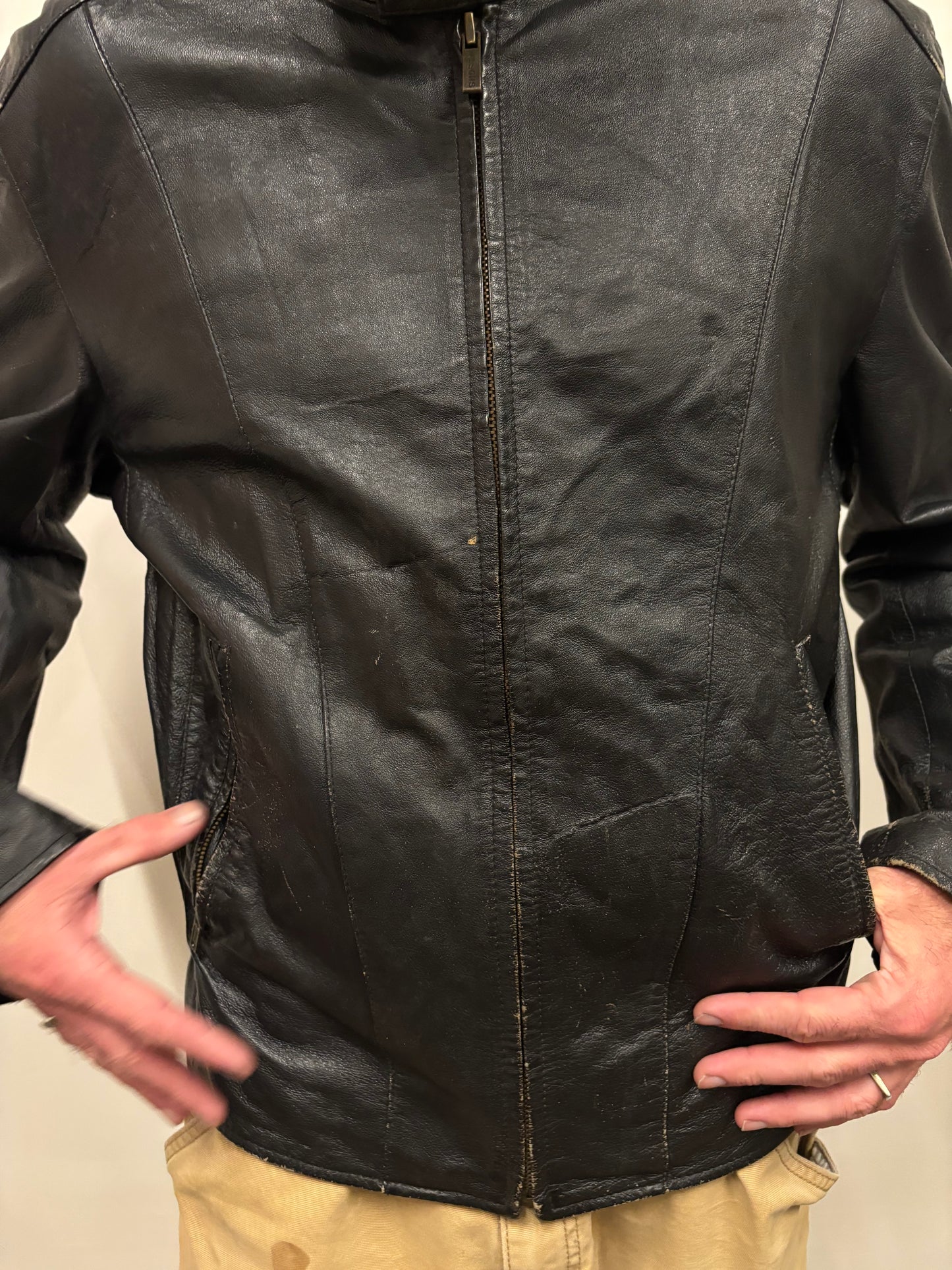 Vintage Wilson’s Leather Y2K Jacket