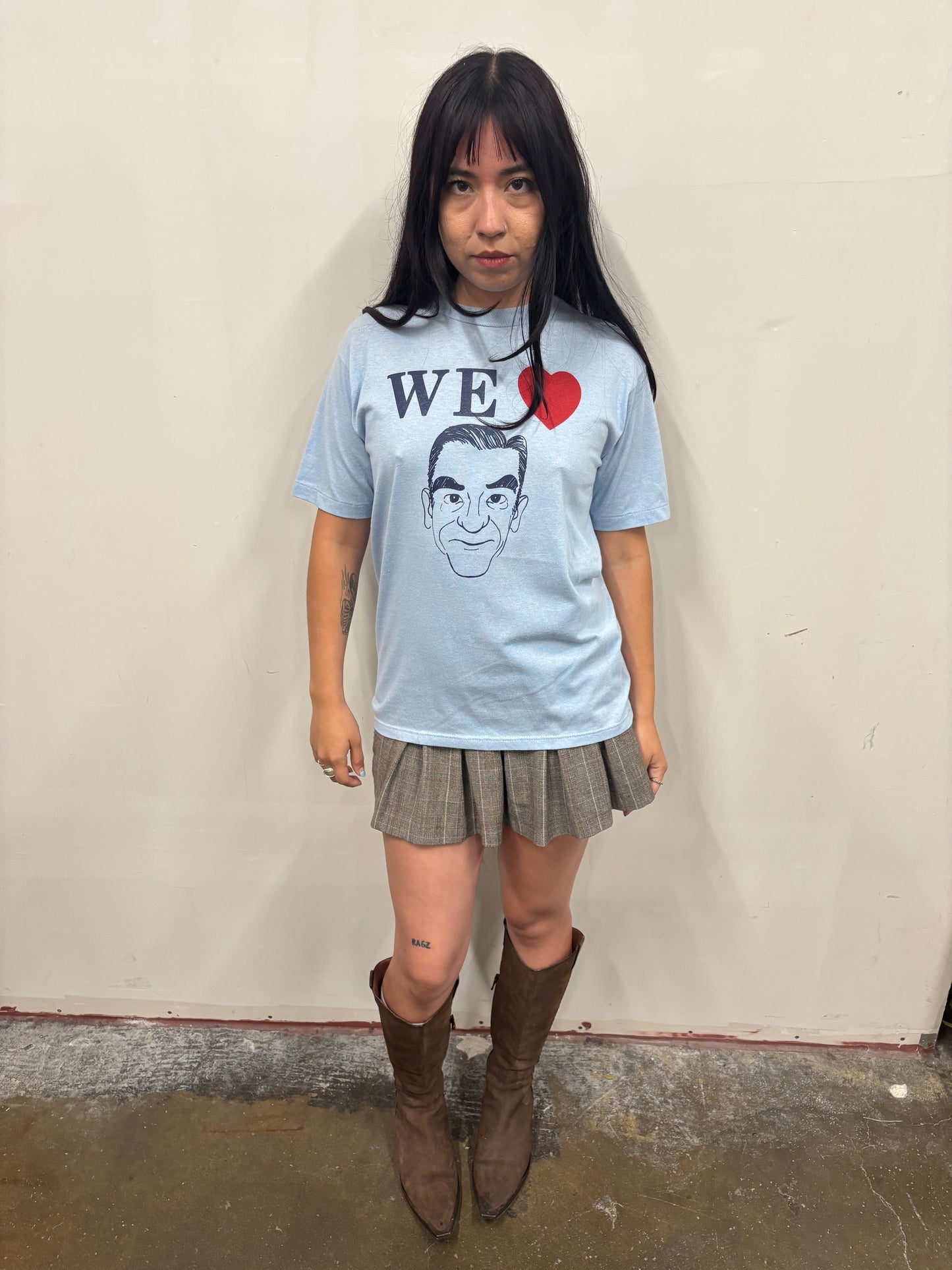 Vintage We Love Shirt