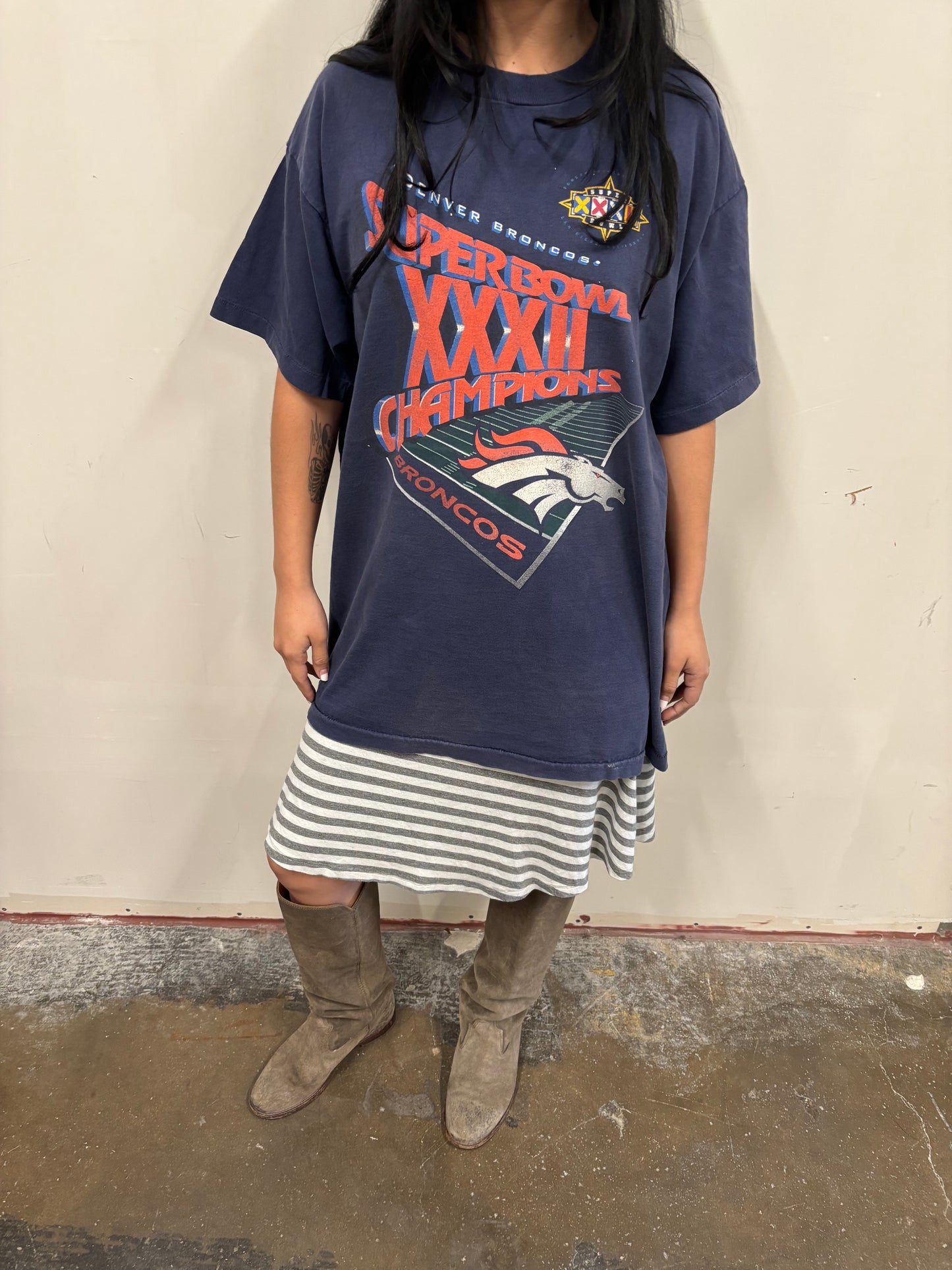 Vintage Broncos Super Bowl Shirt