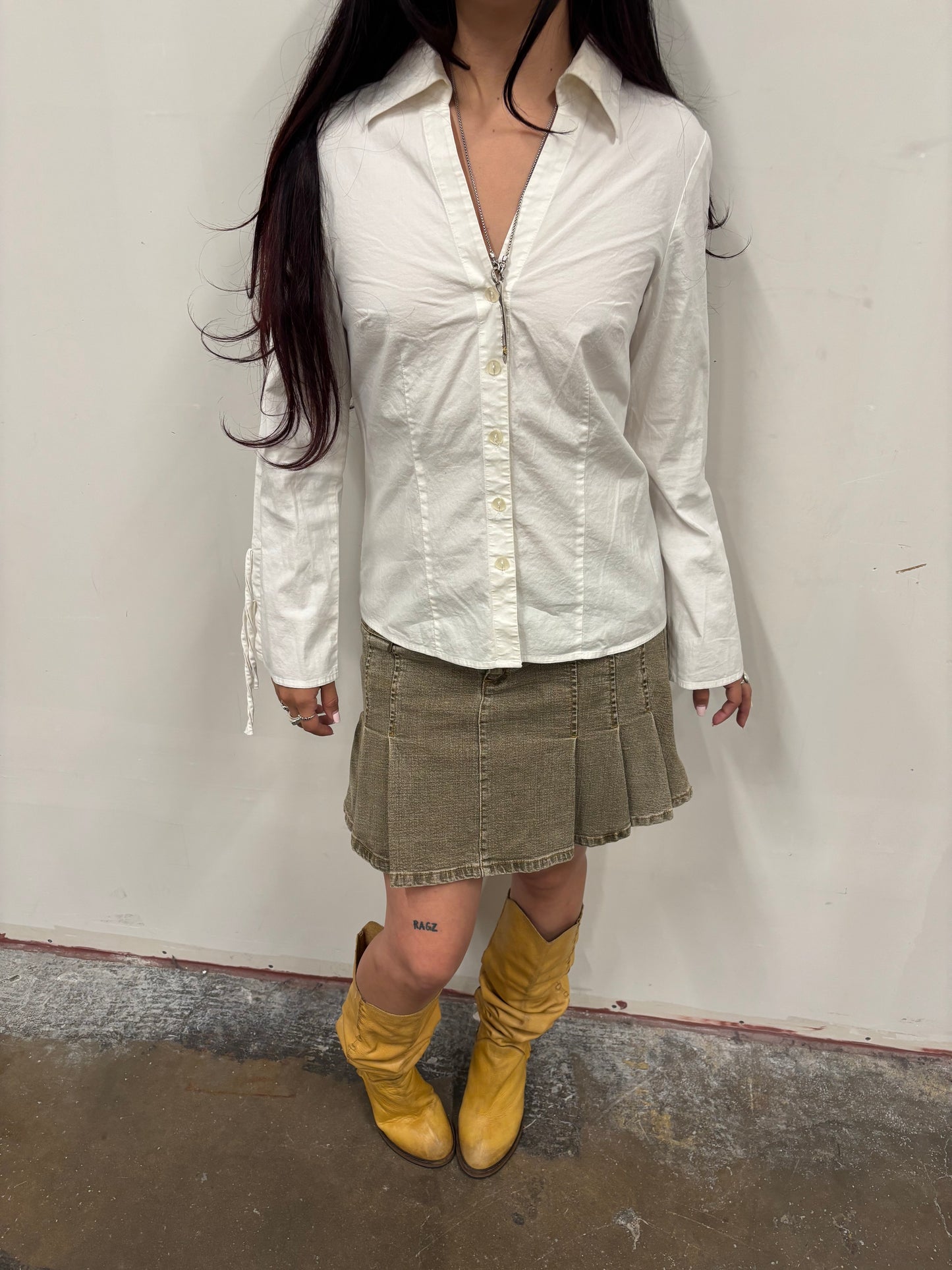 In Studio Button Up