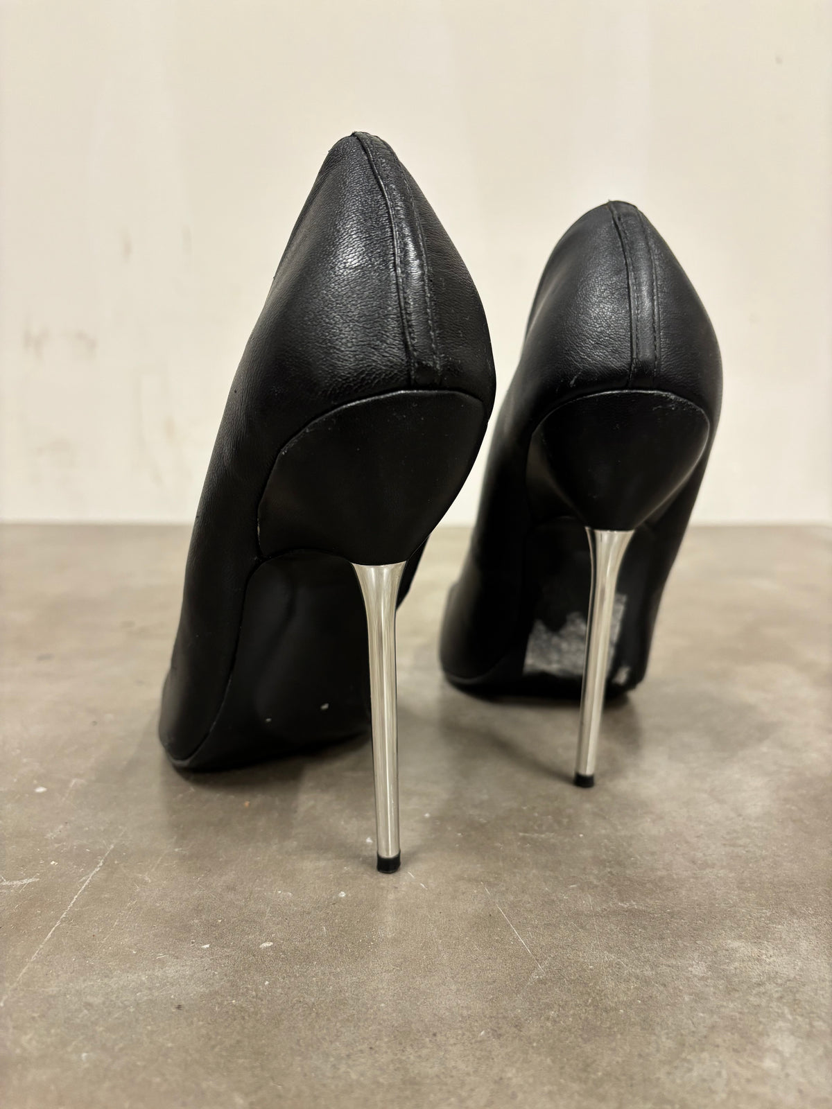 Vintage Steve Madden Steel Heels
