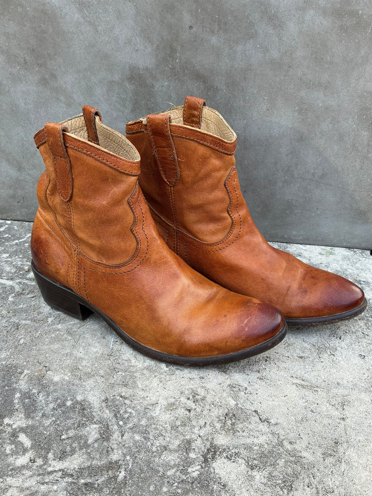 Vintage Brown Frye Billy Short Leather Boots