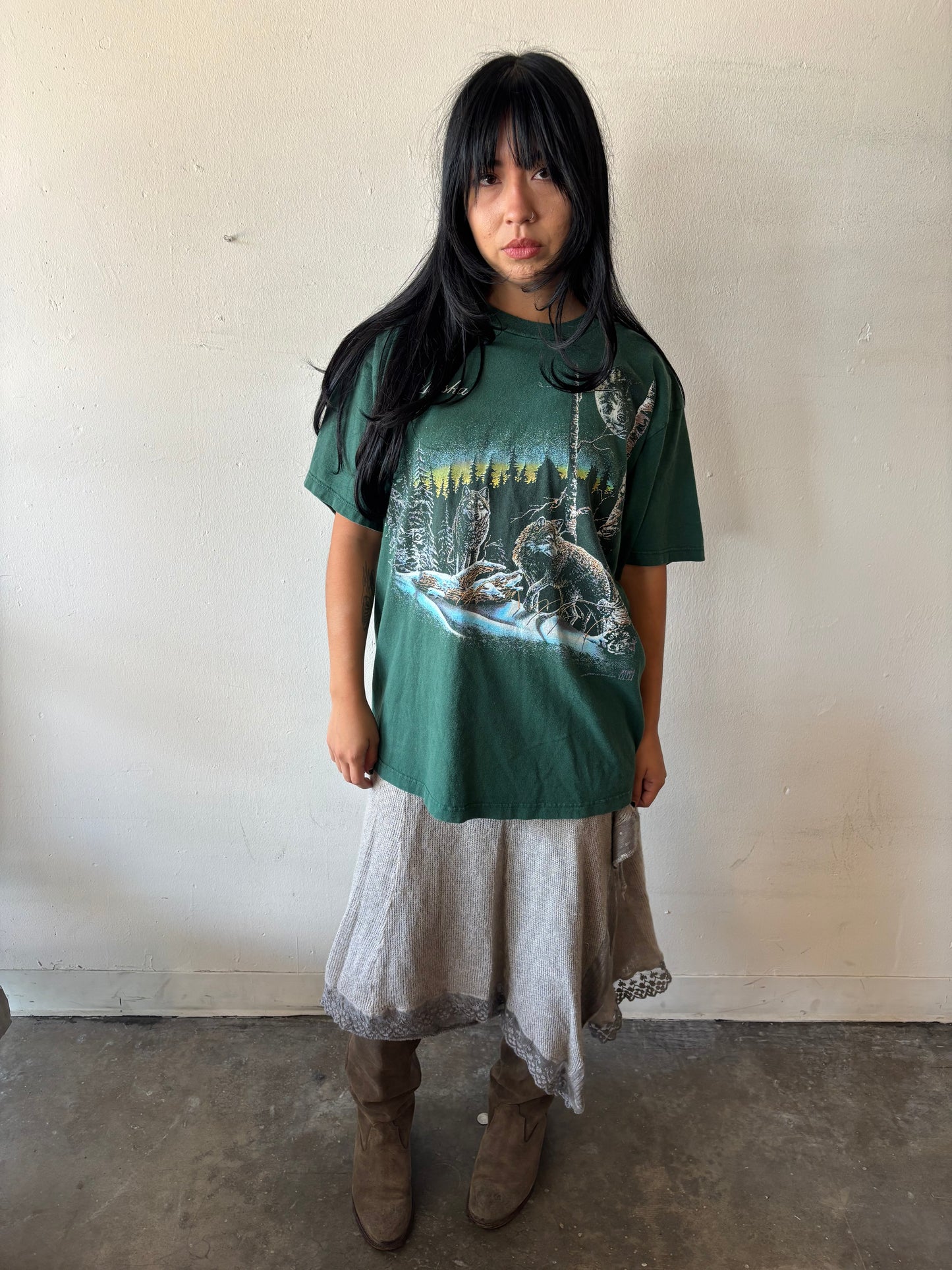 Vintage Alaska Wolves Shirt