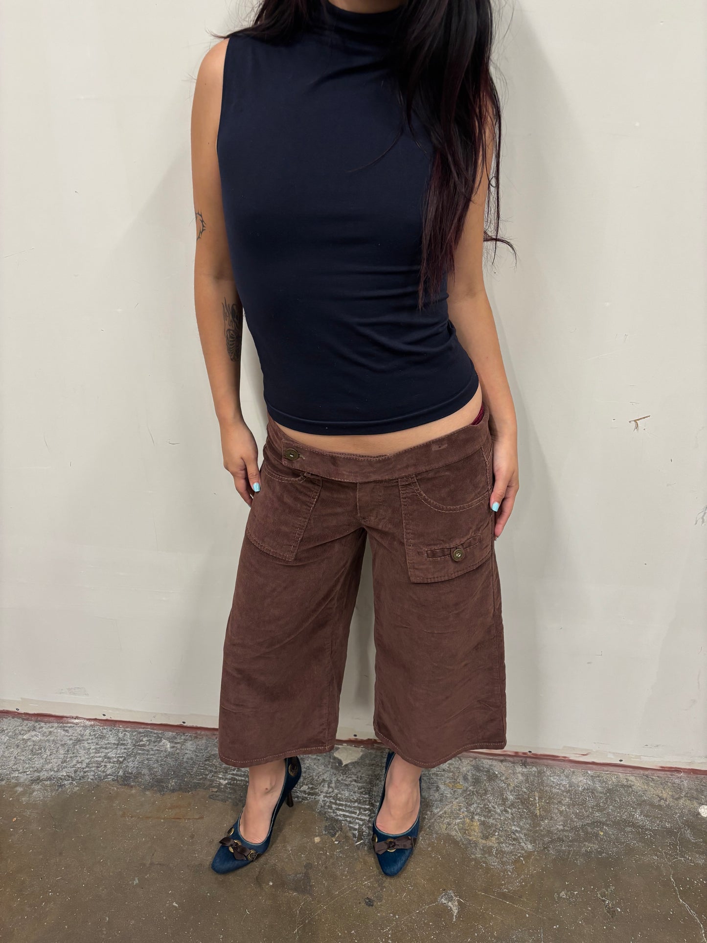 DKNY Capris