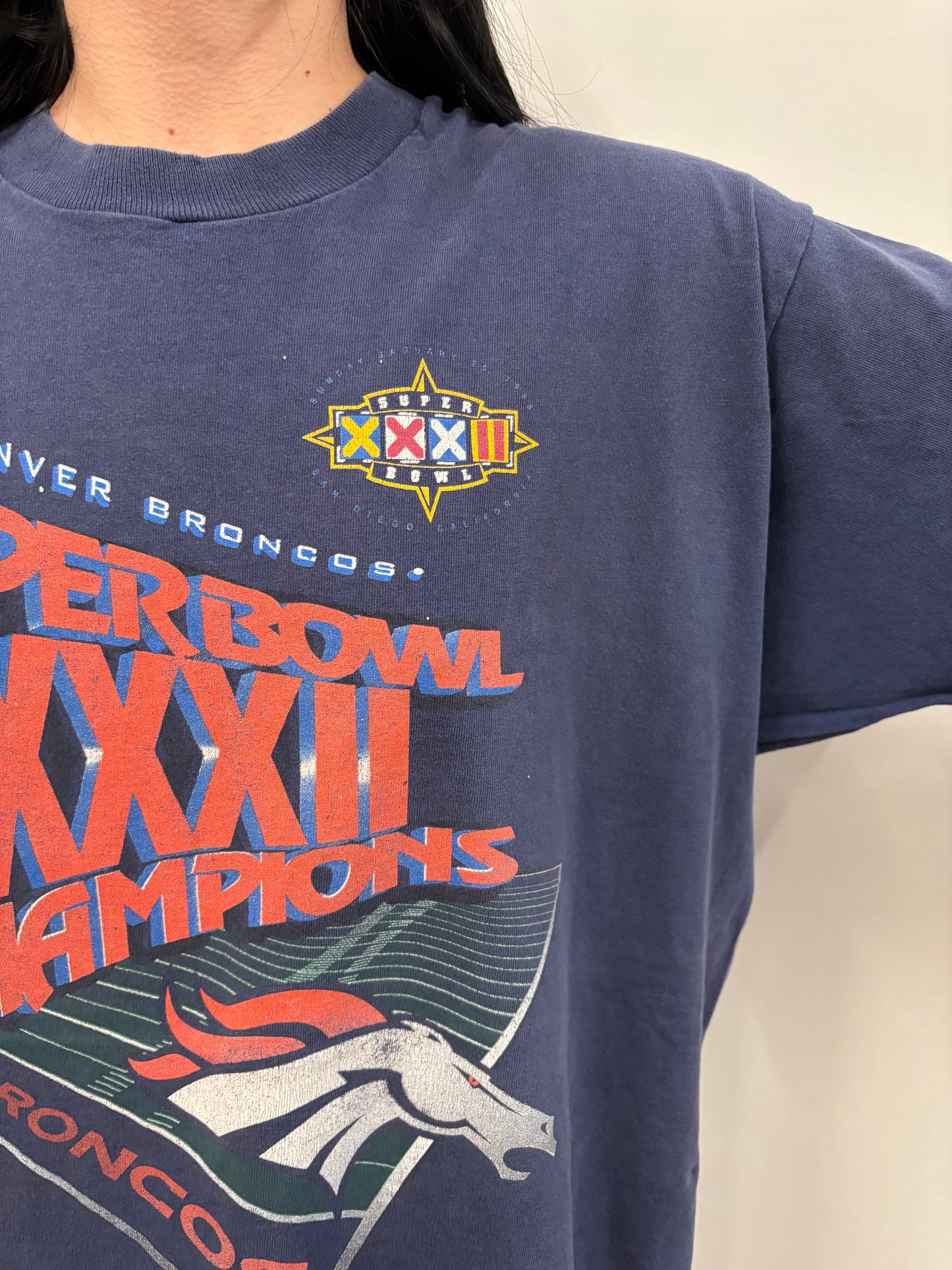 Vintage Broncos Super Bowl Shirt