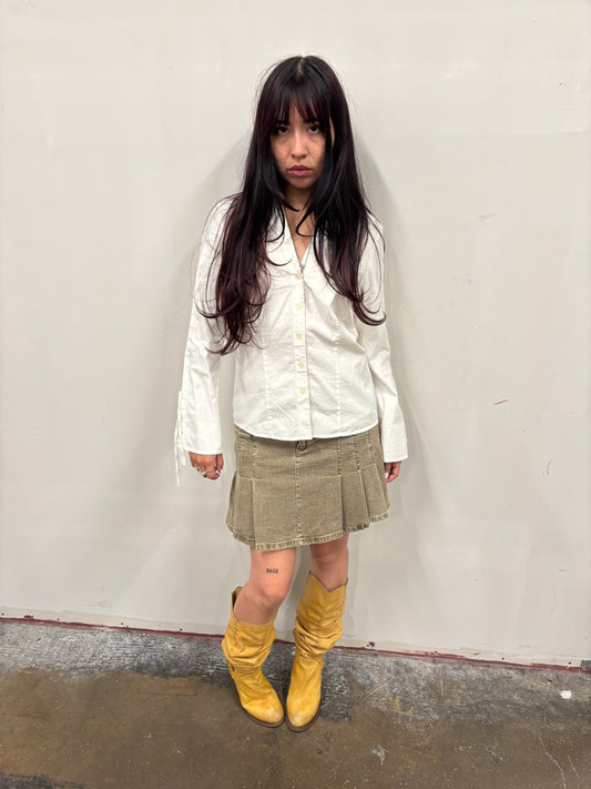 In Studio Button Up
