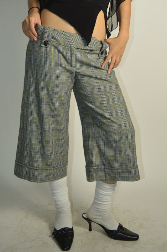 Vintage WetSeal Plaid Long Jorts